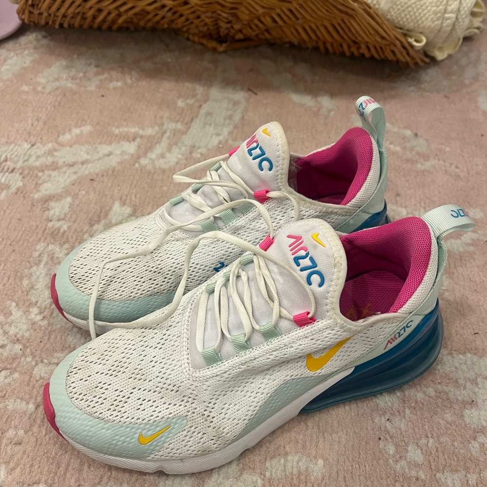 Nike Air Max 270 Pastel women’s sneakers